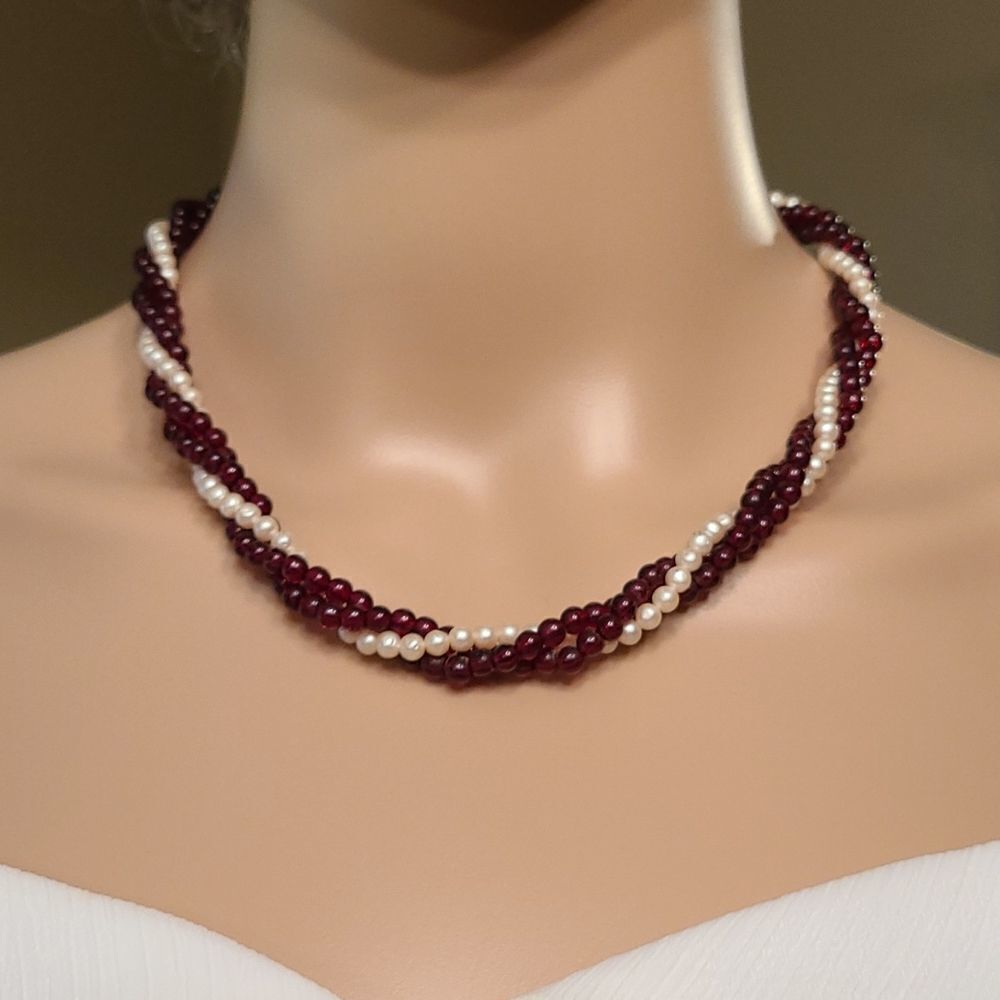 Vintage Twist chocker Necklace